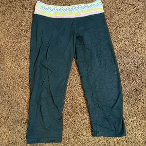 Cropped capri leggings